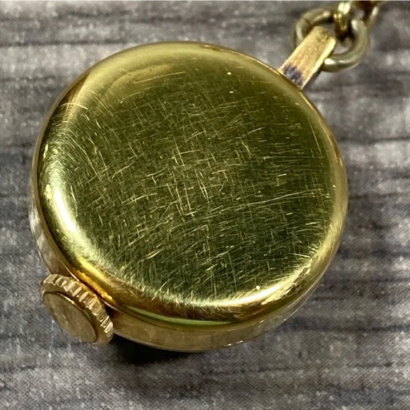 Ladies 1950’s 17 Jewel Designer Swiss Gold Bow Brooch Watch Signed